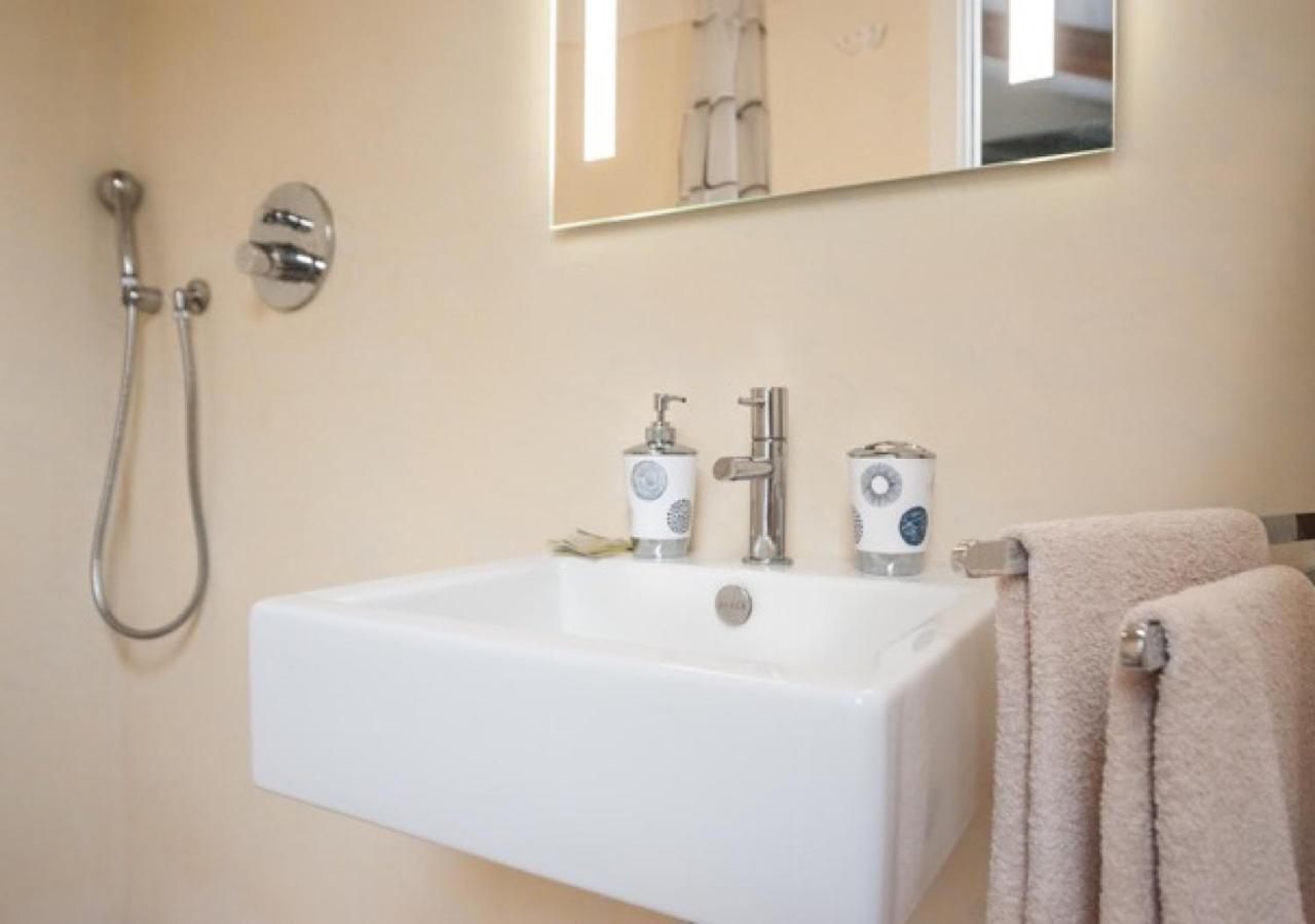 Charming Loft Golf Club Barolo Apartamento Novello Exterior foto